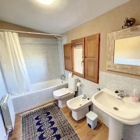 Vivienda En Casla, By Adoorable